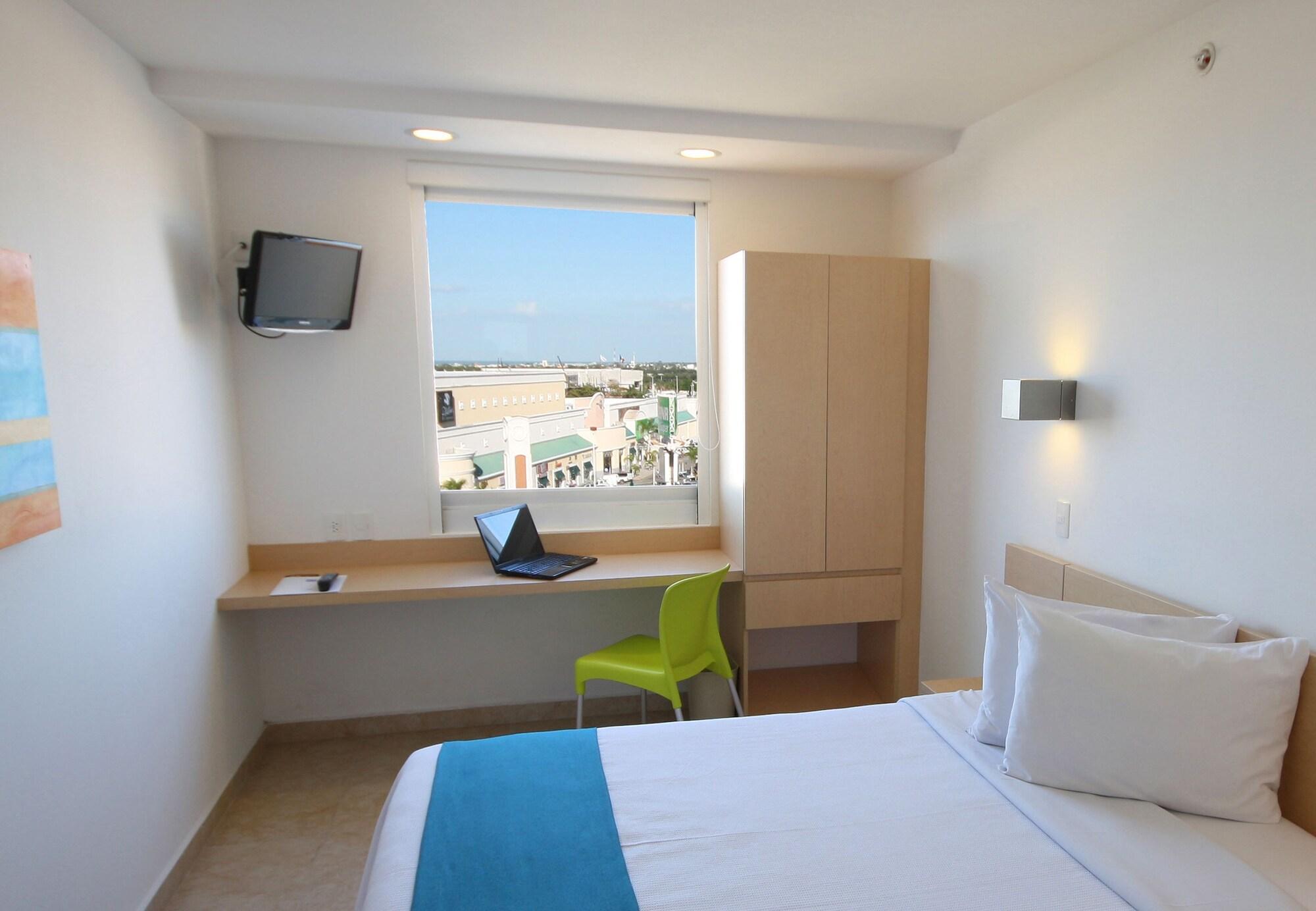 One Ciudad Del Carmen Concordia Hotel Exterior photo